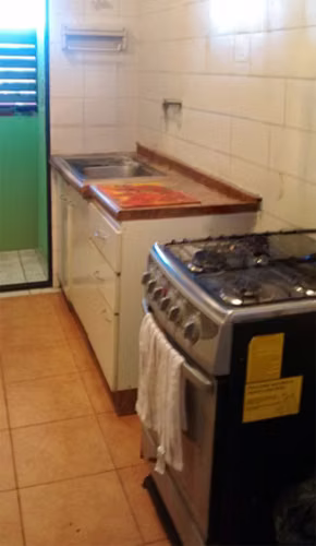 Depto. 3D y 2B. San Bernardo, José Joaquín Pérez 921. Estacionamiento/Bodega