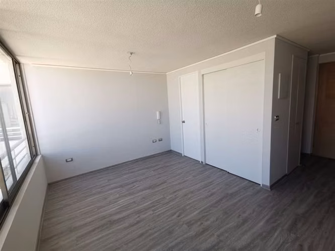 Moderno Home Studio. en Arriendo. P.Reyes.Santiago