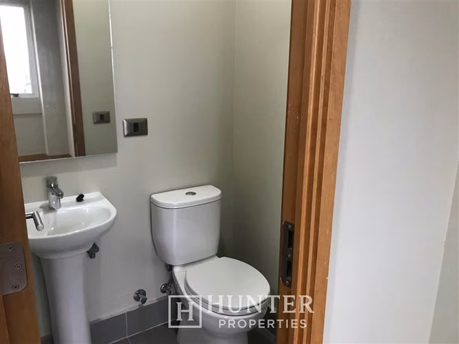 Oficina de 35 M en arriendo en las rastras 30 Orte. Talca - Imagen 5