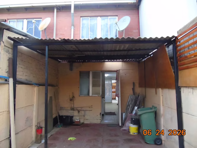 Casa Luminosa Ideal para Inversión Rentable (176573)