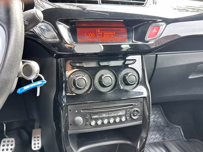 CITROËN DS3 VTI 1.6  2015