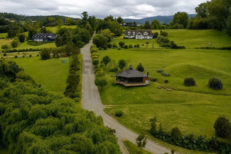 Terrenos de inversión en lago ranco.desde 5000uf.