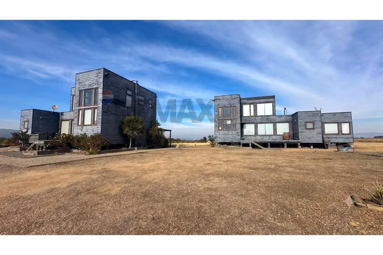 Dos casas-un solo lugar-gran oportunidad