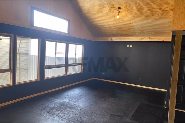 Local comercial en arriendo - calle brasil pucón