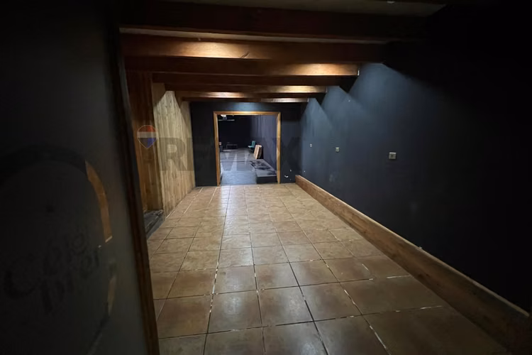 Local comercial en arriendo - calle brasil pucón