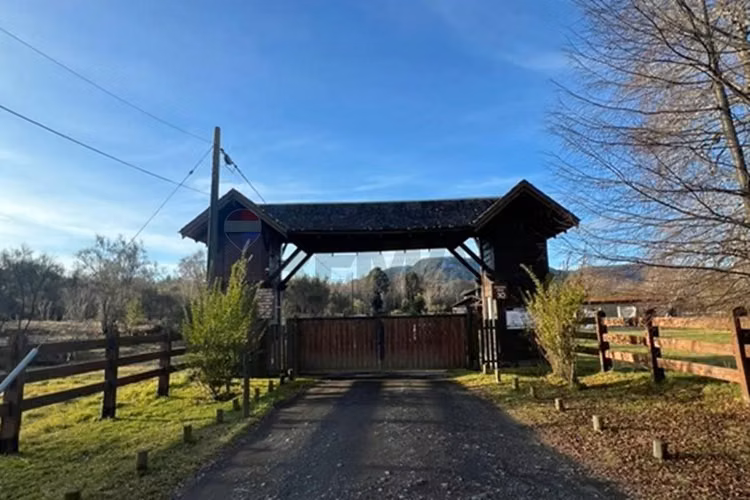 Venta parcela 5.009 m² cercana al río trancura