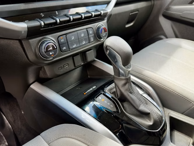 Chevrolet Colorado Ltz 4x4 2.8 At 2025 - Imagen 15