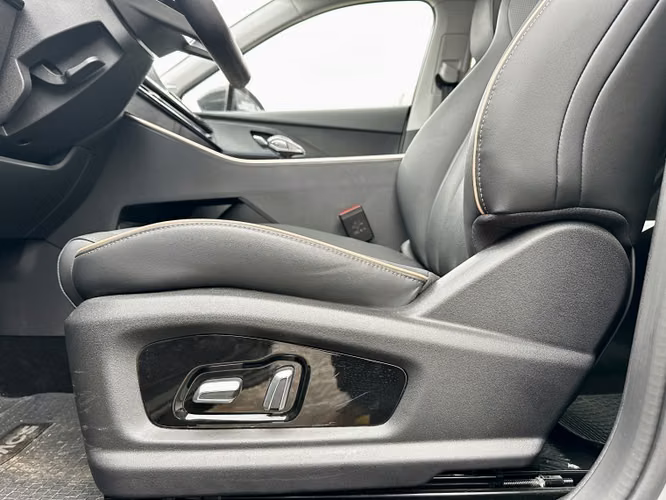 Omoda C5 1.5 Luxury Aut 2026