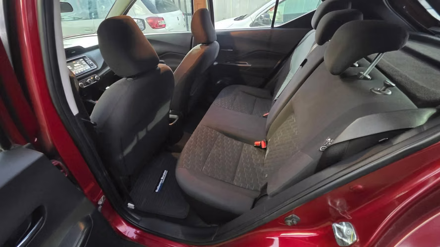 NISSAN KICKS 2023