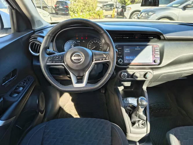 Nissan Kicks 1.6 ADVANCE 4X2 MT 5P 2023