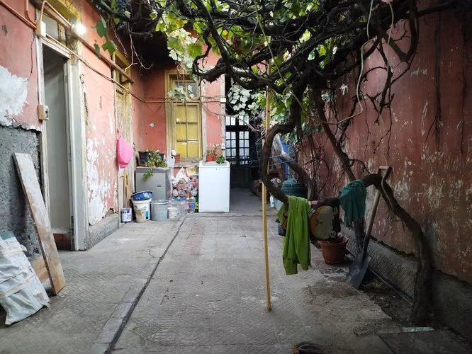 Excelente Oportunidad en Independencia, Amplia y comoda casa para remodelar.