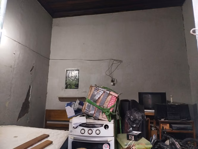Excelente Oportunidad en Independencia, Amplia y comoda casa para remodelar.