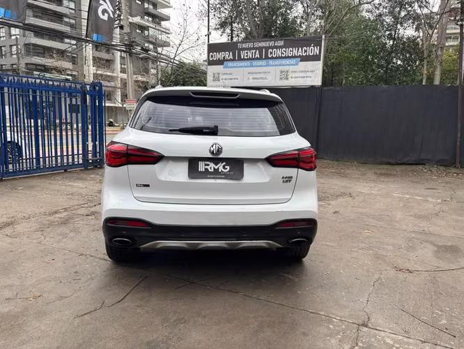 2021 MG Hs 1.5T 4X2 DCT AT 5P. - Imagen 4