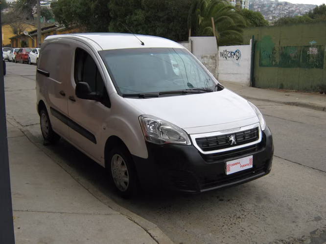PEUGEOT PARTNER 2017 $ 7.590.000.-