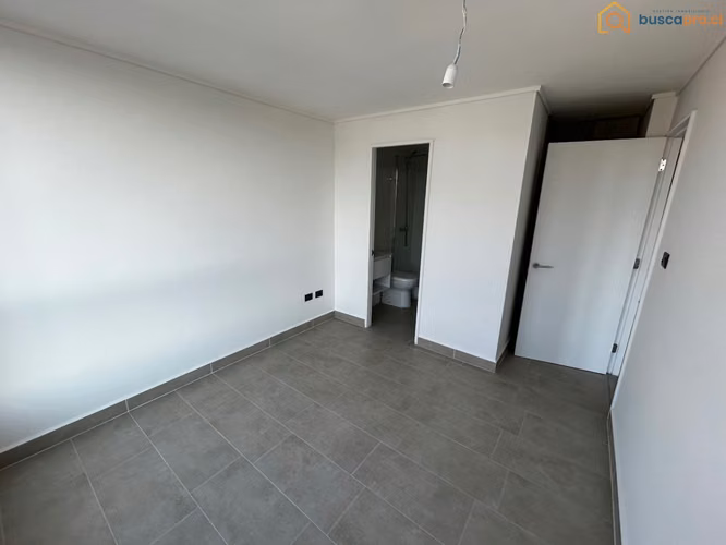 Departamento en arriendo A PASOS UDD 1 Dormitorio 1 Baño