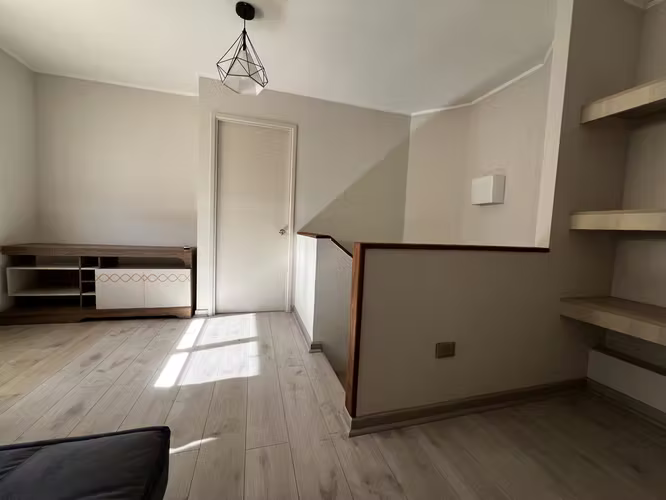 Nueva y amplia casa amoblada equipada