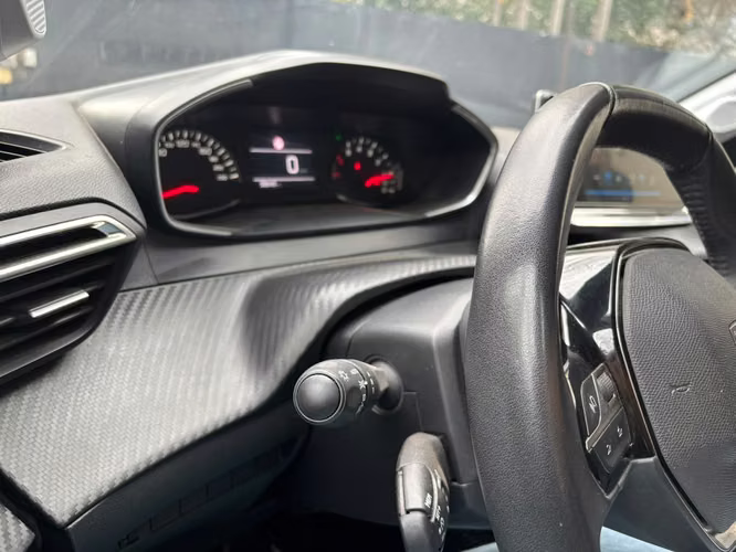 2024 Peugeot 208 1.2 PURETECH ACTIVE PACK 75 4X2 MT 5P.