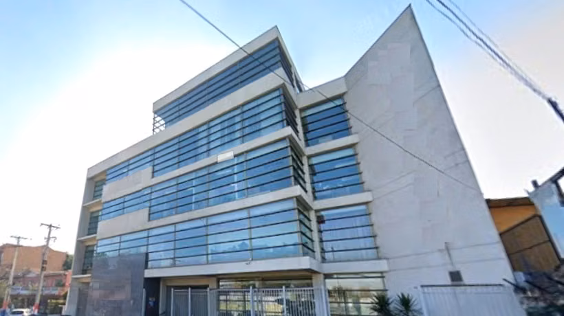 Edificio Completo - A Minutos del Centro - A Pasos de Autopistas - Excelente Ubicación