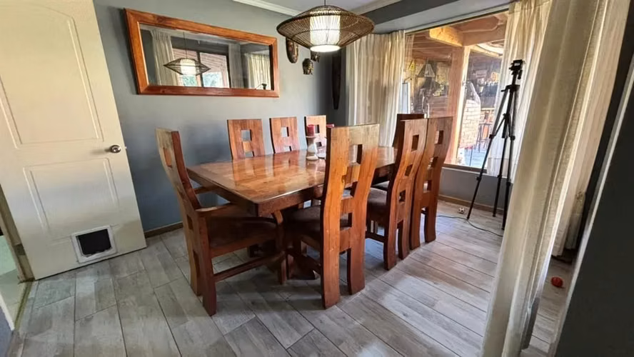 Hermosa casa de 6 Dormitorios 4 Baños