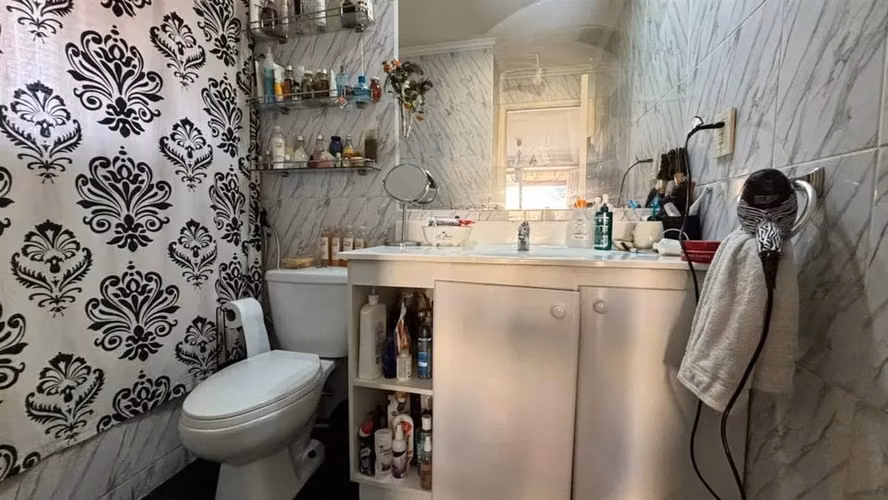 Hermosa casa de 6 Dormitorios 4 Baños