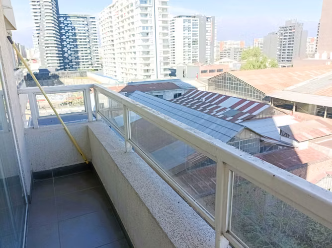 Metro Irarrazaval. Incl. Gtos Comunes, Agua, Luz (176678)