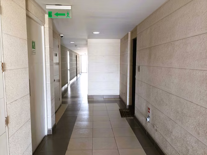 Metro Irarrazaval. Incl. Gtos Comunes, Agua, Luz (176678)