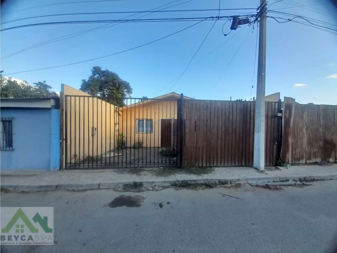 SE ARRIENDA LOFT EN PARADERO 10 DE LA CRUZ.