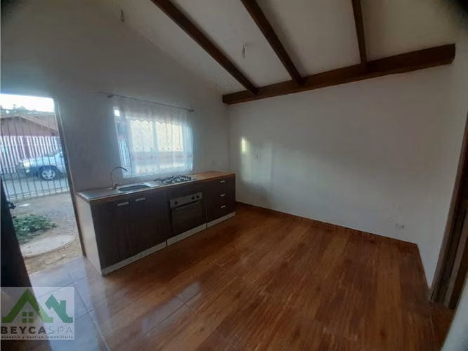 SE ARRIENDA LOFT EN PARADERO 10 DE LA CRUZ.
