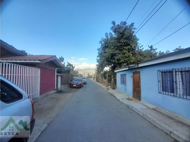 SE ARRIENDA LOFT EN PARADERO 10 DE LA CRUZ.