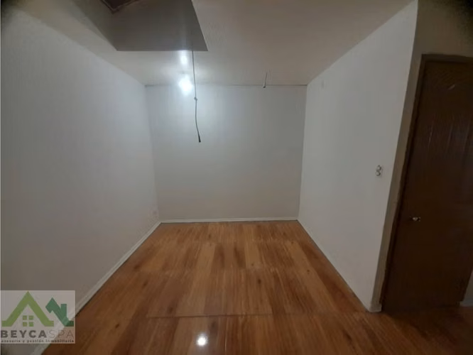 SE ARRIENDA LOFT EN PARADERO 10 DE LA CRUZ.