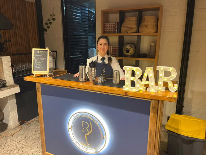 SERVICIO DE BARTENDER / BARMAN  Y BARRA LIBRE A DOMICILIO
