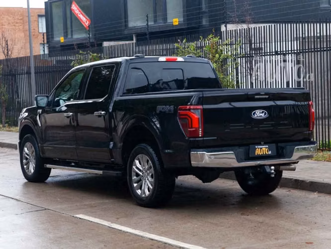 Ford F-150 5.0 Lariat Luxury Cc Dob. Cab. 4X4 At