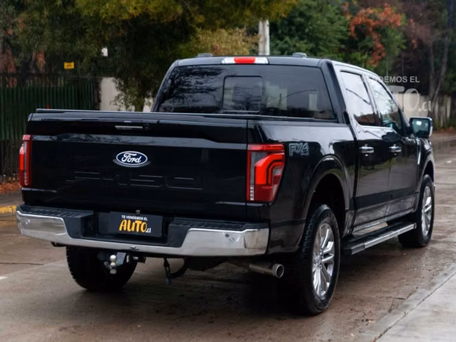 Ford F-150 5.0 Lariat Luxury Cc Dob. Cab. 4X4 At
