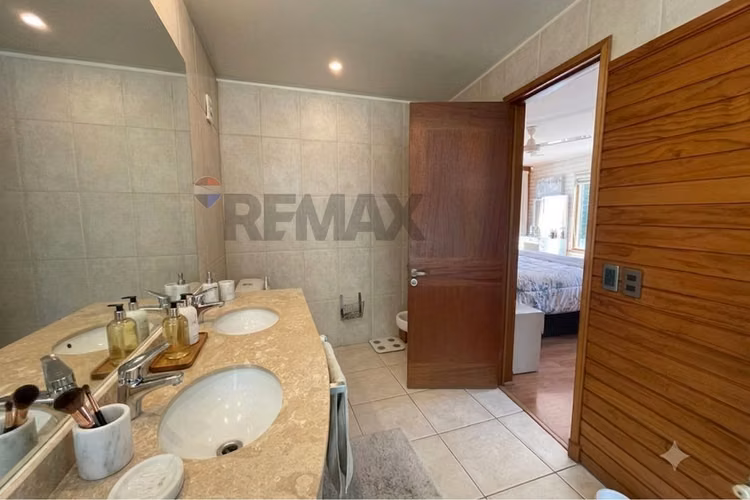 Exclusiva casa condominio 5d|5b