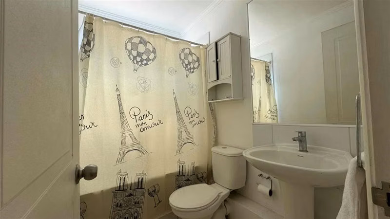 Casa en arriendo de 3 dorm. en Colina