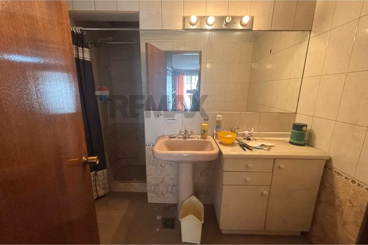 Se vende amplia casa  maipú centro