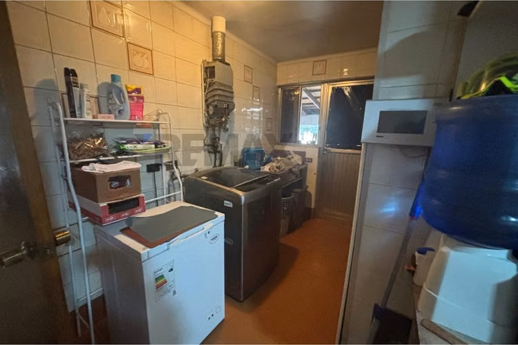 Se vende amplia casa  maipú centro