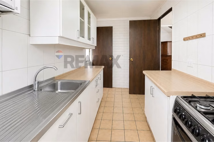 En venta casa para remodelar en peñalolén - Imagen 10