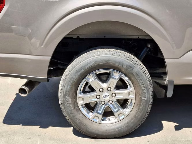 FORD F-150 2024