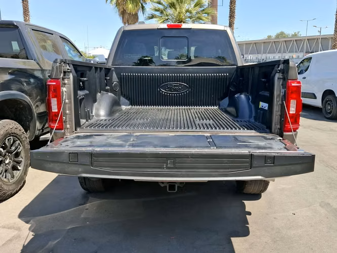 FORD F-150 2024