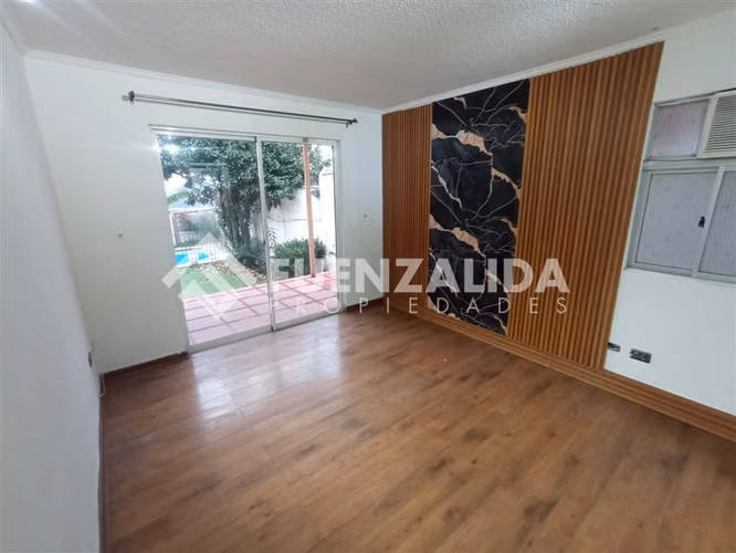 Casa en arriendo de 4 dorm, 3 baño, en La Florida