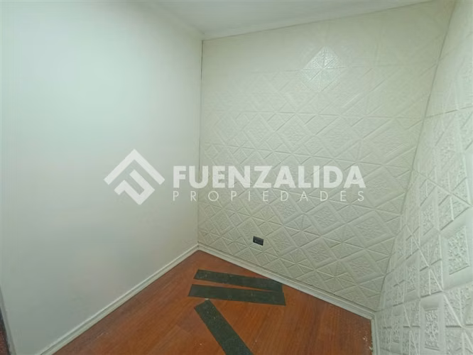 Casa en arriendo de 4 dorm, 3 baño, en La Florida