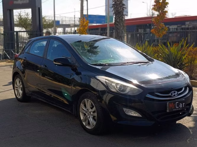 HYUNDAI I30 GD 1.6 GLS MT - 2014 | 2769