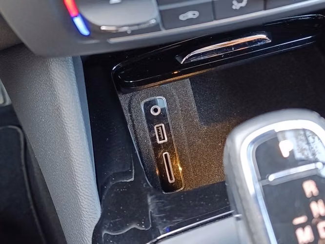 MASERATI LEVANTE PRIMA EDIZIONE DIESEL - 2020 | 2743
