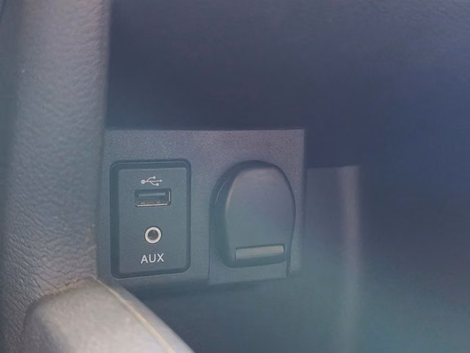 NISSAN KICKS EXCLUSIVE CVT - 2019 | 2710