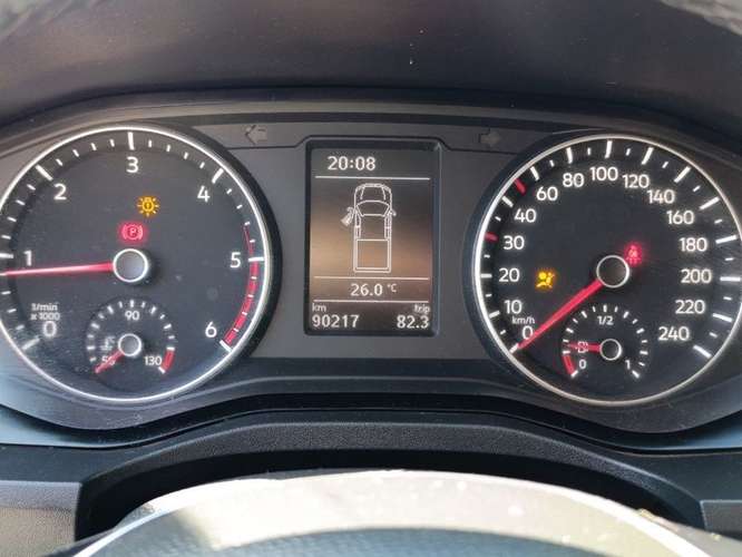VOLKSWAGEN AMAROK COMFORTLINE 4X2 140HP - 2020 | 2651 - Imagen 8