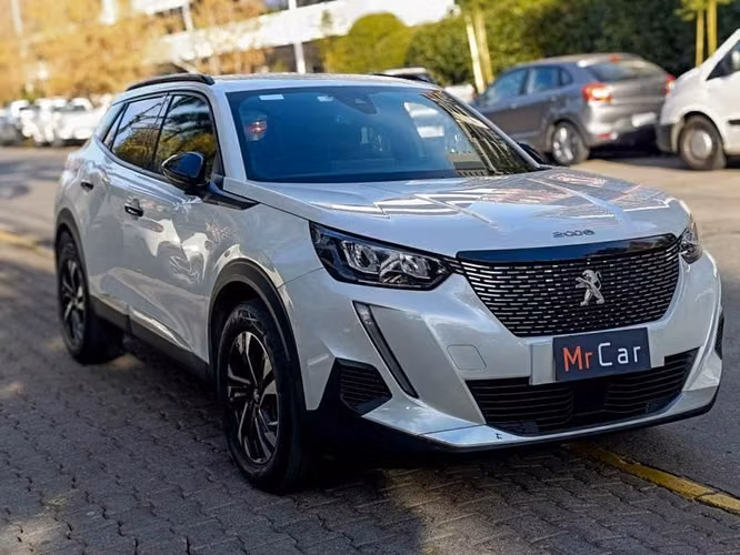 PEUGEOT 2008 GT BLUEHDI 130 EAT8 - 2023 | 2561