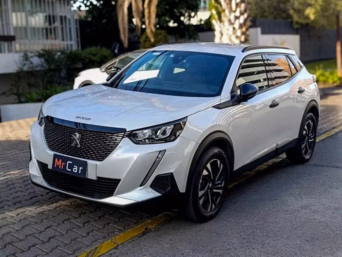 PEUGEOT 2008 GT BLUEHDI 130 EAT8 - 2023 | 2561