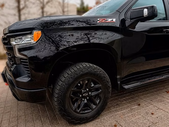 CHEVROLET SILVERADO ZR2 AT - 2025 | 2745