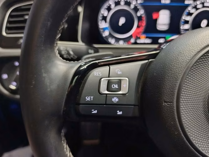 VOLKSWAGEN GOLF R 2.0 AT - 2021 | 2593